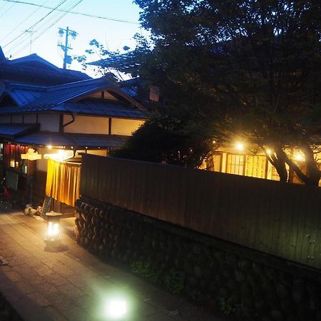 Hotel 飲んで泊まれる古民家 -浮木-Fumoku Chino Exterior foto